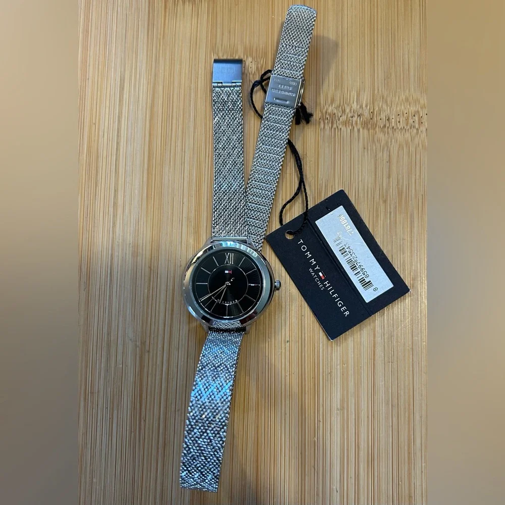 Tommy Hilfiger Watch With 36mm Black Face & Silver WrapAround MeshBracelet. - Picture 7 of 10